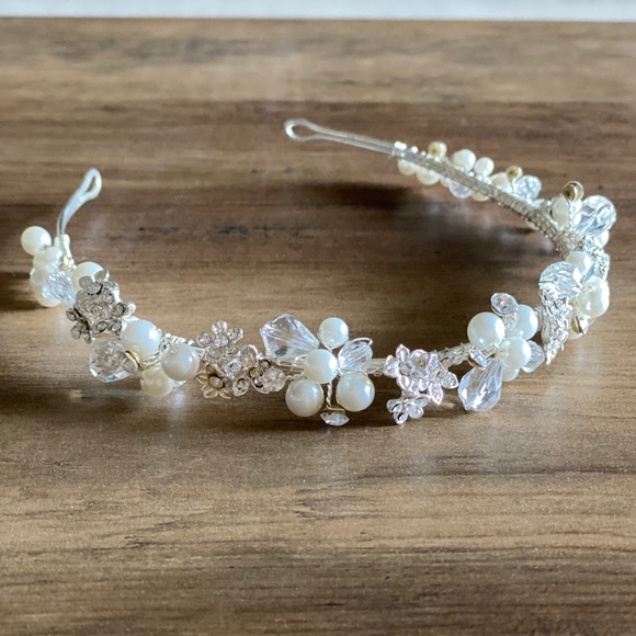 Wedding tiara/ headband - Picture 1 of 5